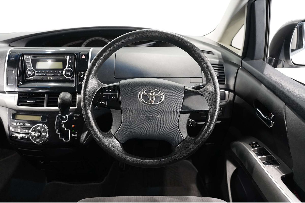2014 Toyota Tarago GLi ACR50R