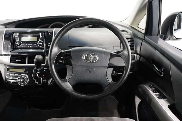 2014 Toyota Tarago GLi ACR50R