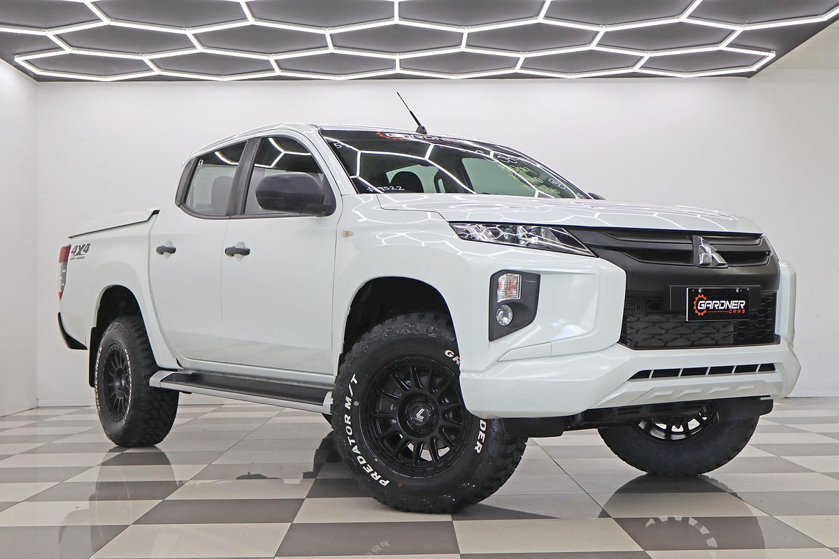 2019 Mitsubishi Triton GLX+ MR 4X4