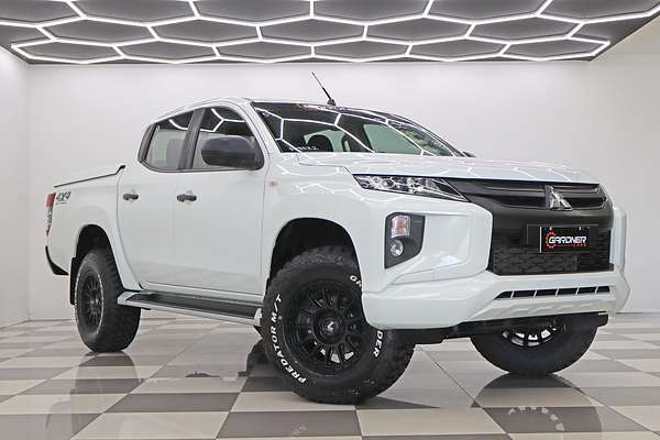2019 Mitsubishi Triton GLX+ MR 4X4