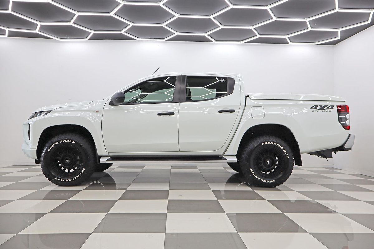 2019 Mitsubishi Triton GLX+ MR 4X4