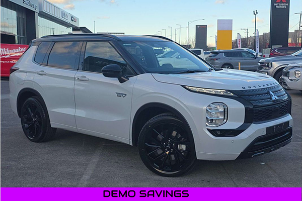 2025 Mitsubishi Outlander PHEV GSR ZM