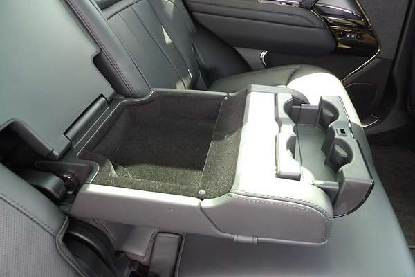 2024 Land Rover Range Rover Sport D300 Dynamic SE L461