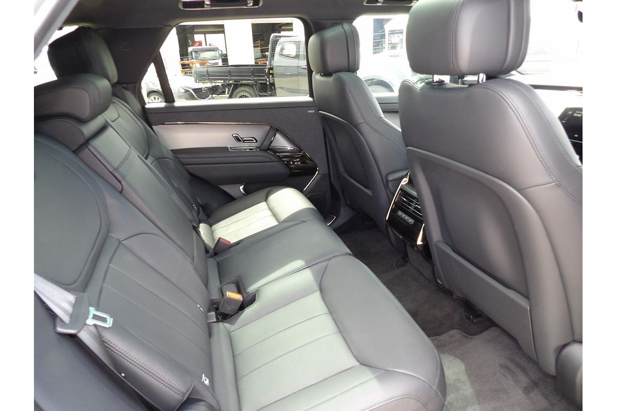2024 Land Rover Range Rover Sport D300 Dynamic SE L461