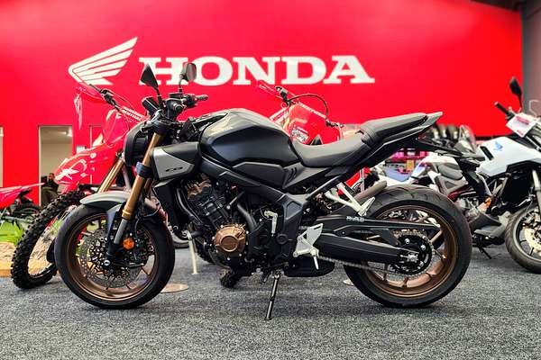 2025 Honda CB650R E-CLUTCH