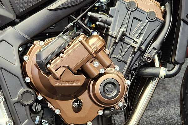 2025 Honda CB650R E-CLUTCH