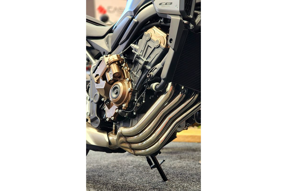 2025 Honda CB650R E-CLUTCH