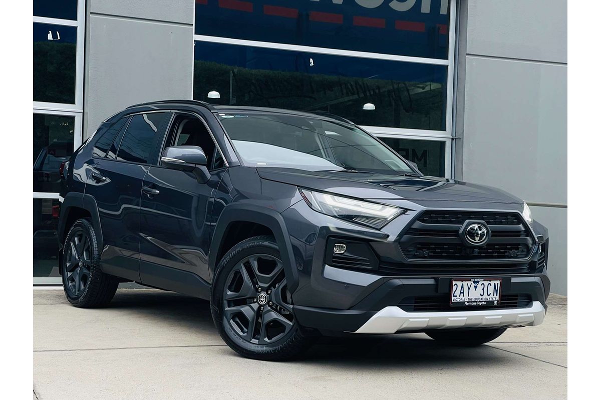 2024 Toyota RAV4 Edge AXAA54R