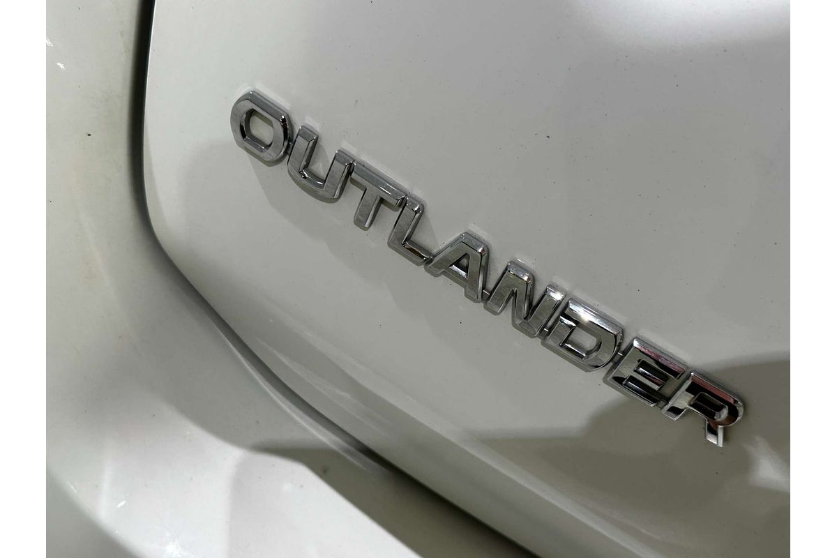 2020 Mitsubishi Outlander ES ADAS ZL