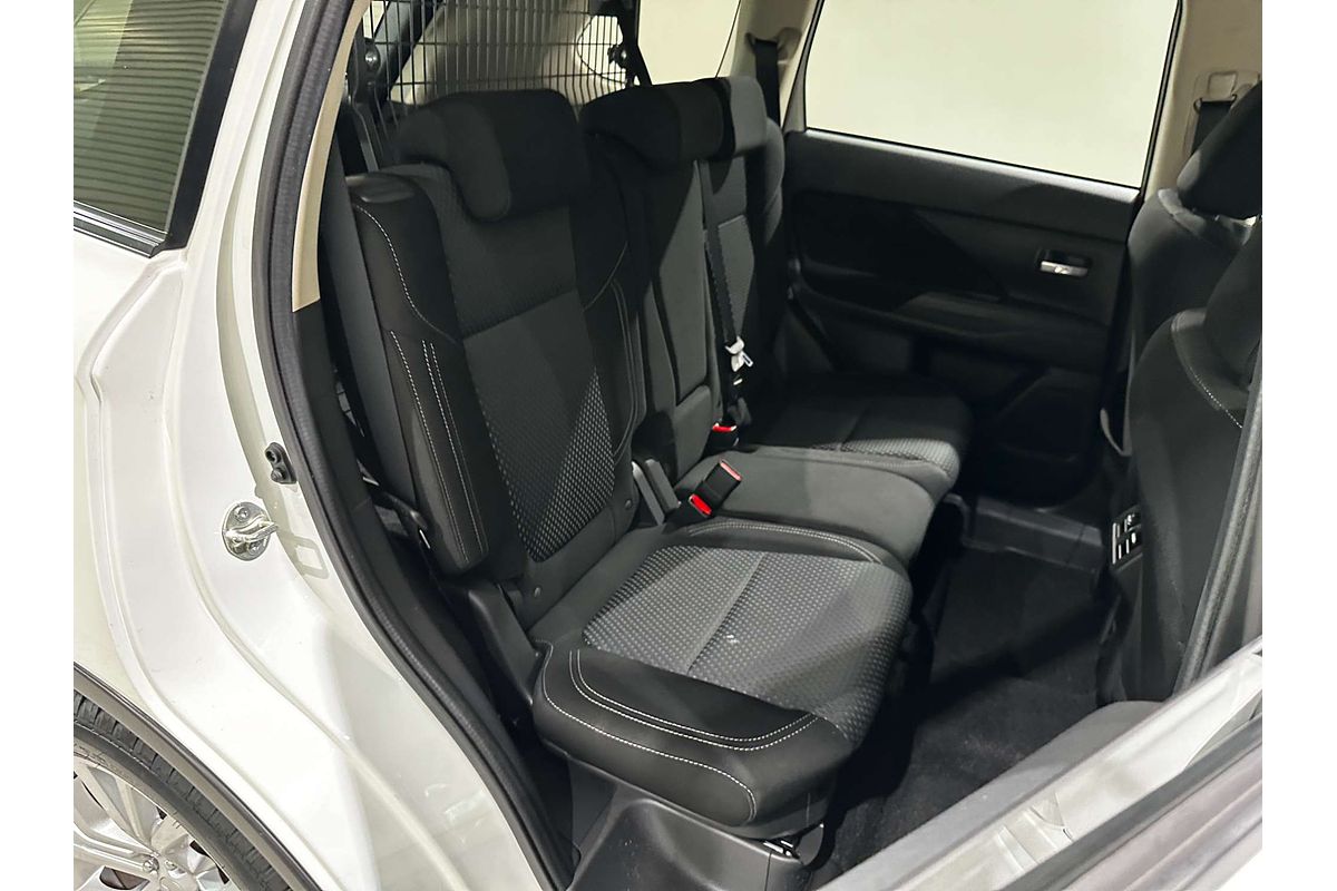 2020 Mitsubishi Outlander ES ADAS ZL