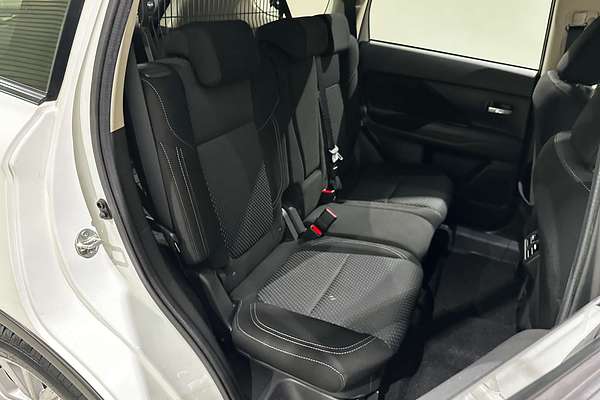 2020 Mitsubishi Outlander ES ADAS ZL
