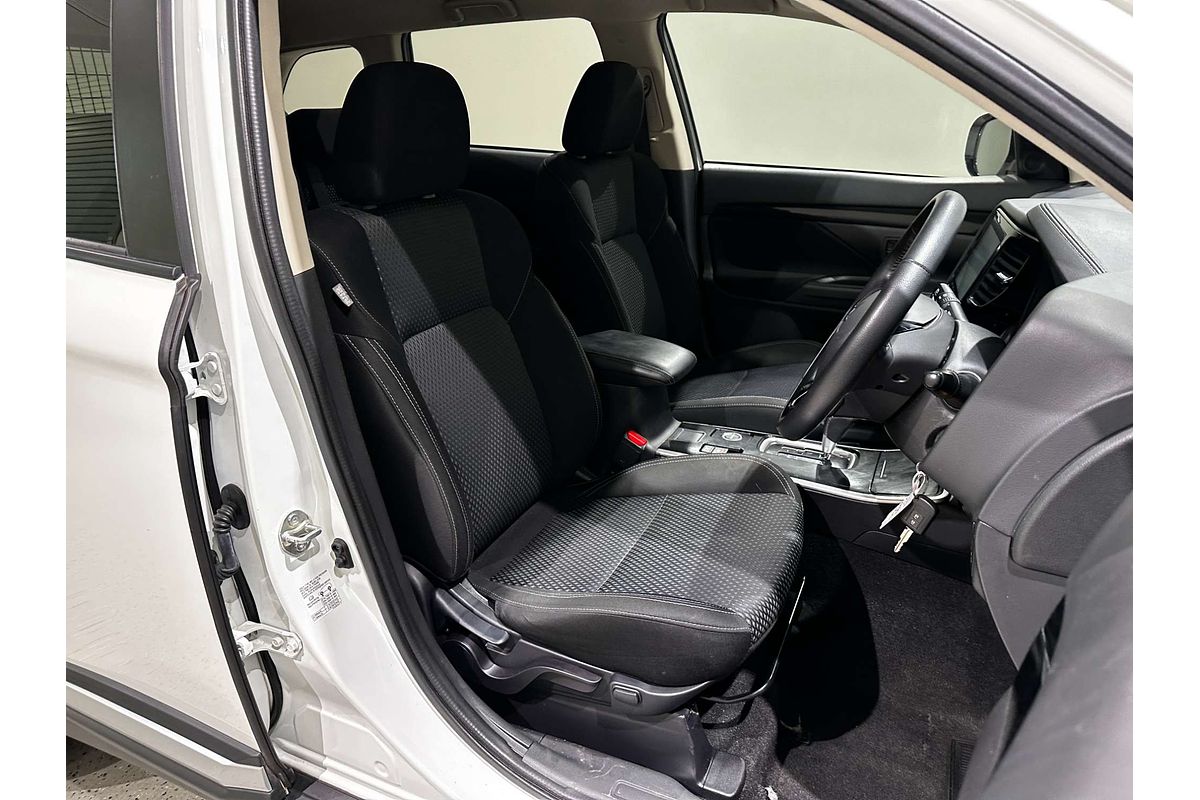 2020 Mitsubishi Outlander ES ADAS ZL