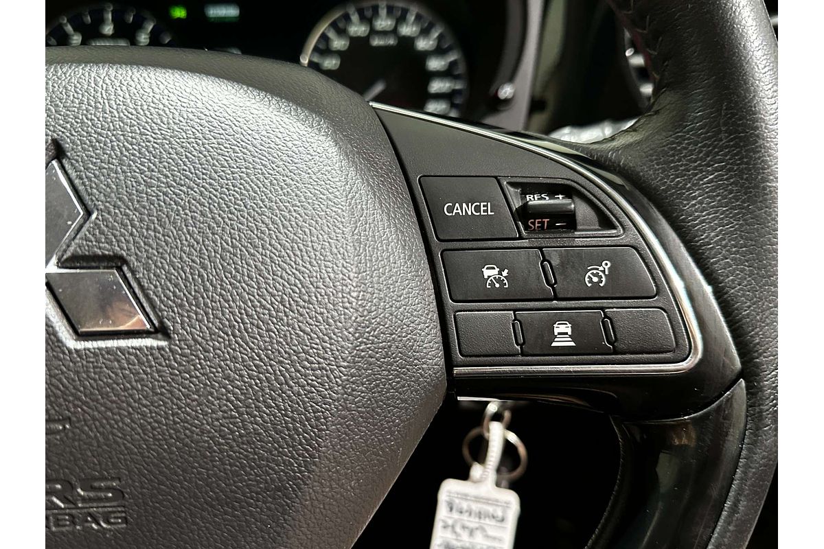 2020 Mitsubishi Outlander ES ADAS ZL