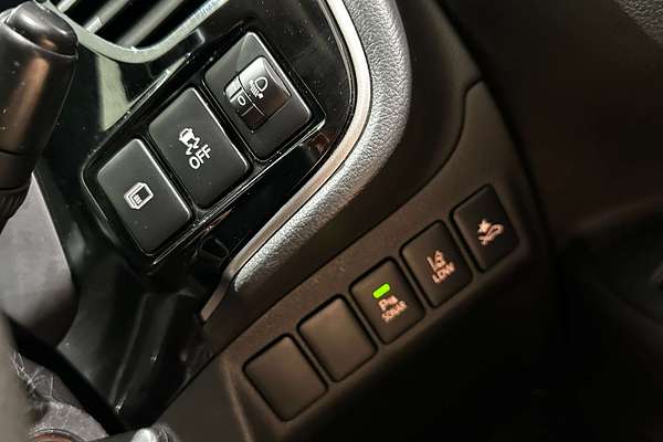 2020 Mitsubishi Outlander ES ADAS ZL