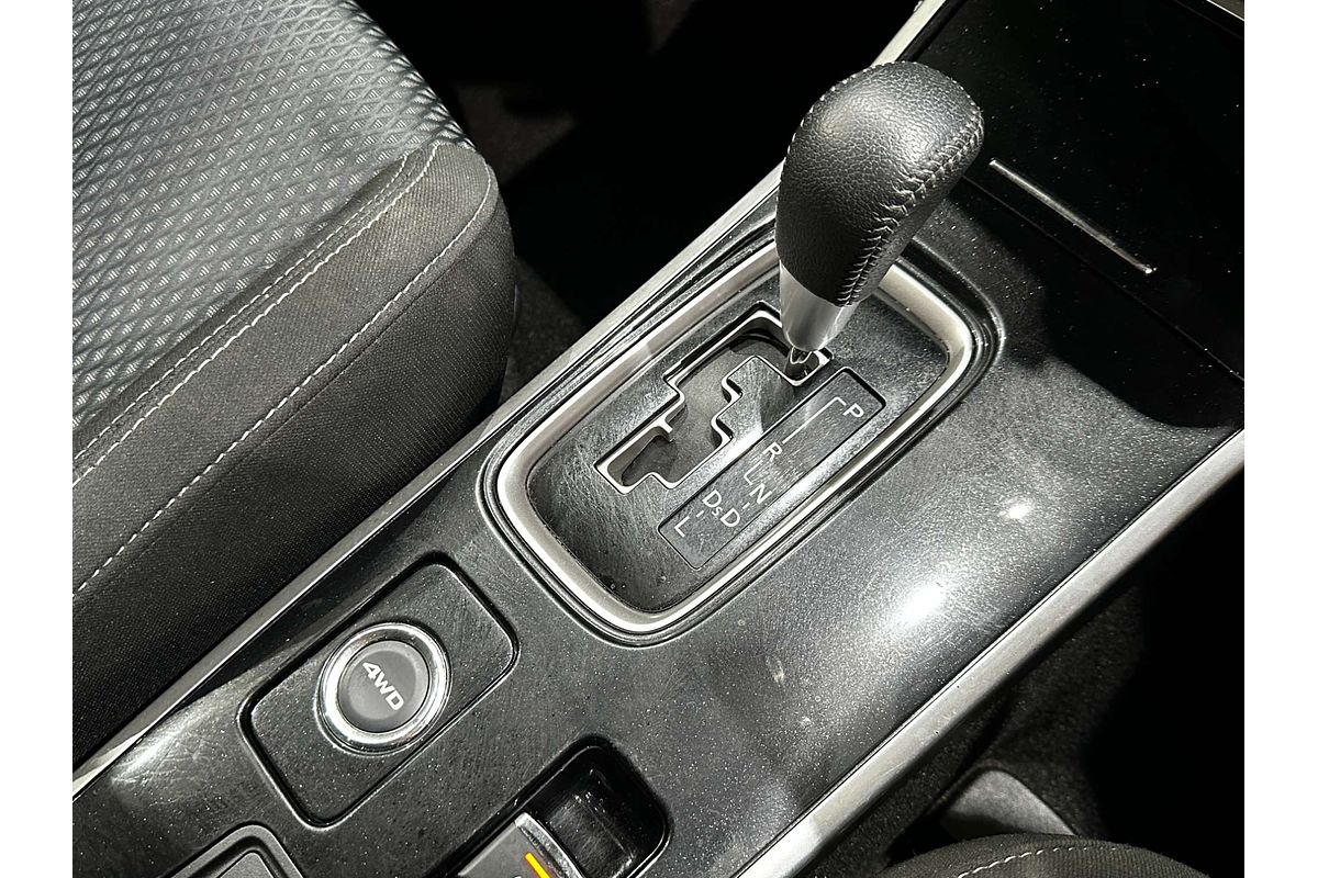 2020 Mitsubishi Outlander ES ADAS ZL