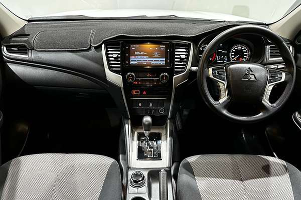 2022 Mitsubishi Triton GLX+ MR 4X4