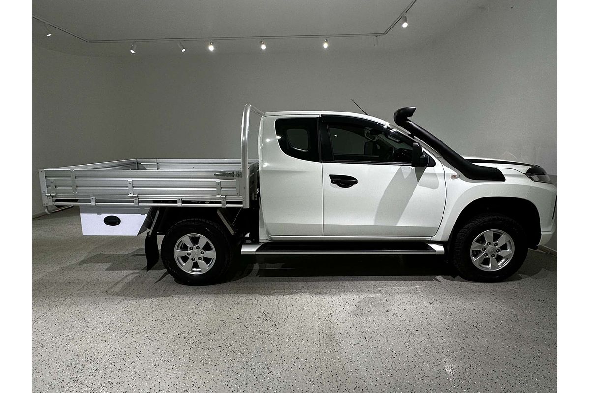 2022 Mitsubishi Triton GLX+ MR 4X4