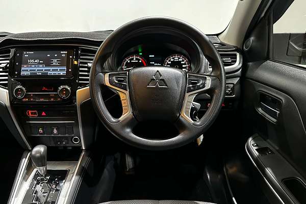 2022 Mitsubishi Triton GLX+ MR 4X4