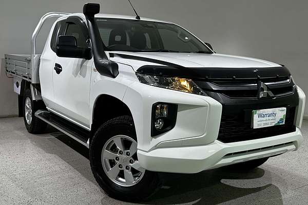 2022 Mitsubishi Triton GLX+ MR 4X4