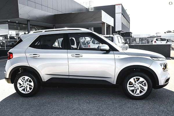 2025 Hyundai Venue QX.V5