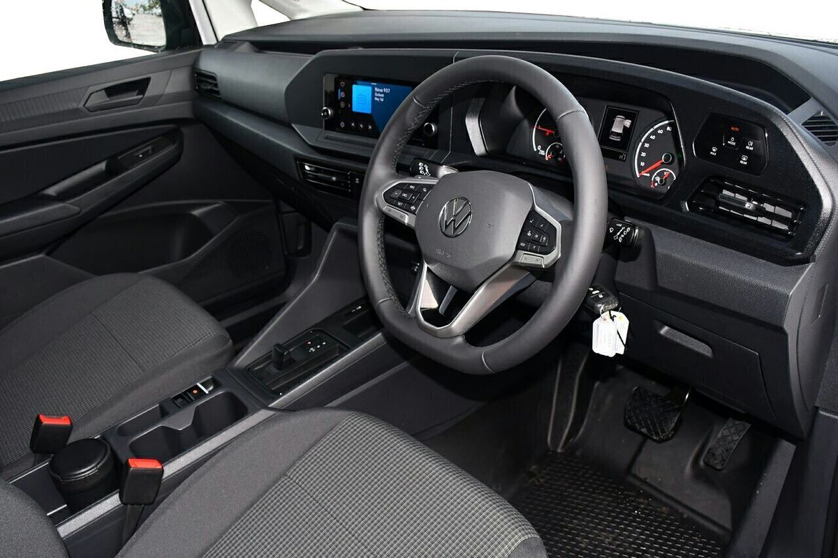 2025 Volkswagen Caddy TSI220 5 SWB