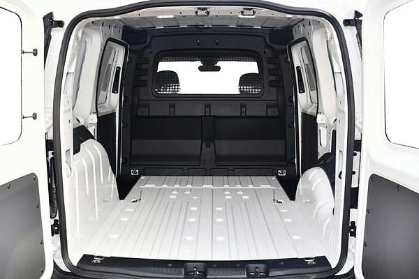 2025 Volkswagen Caddy TSI220 5 SWB