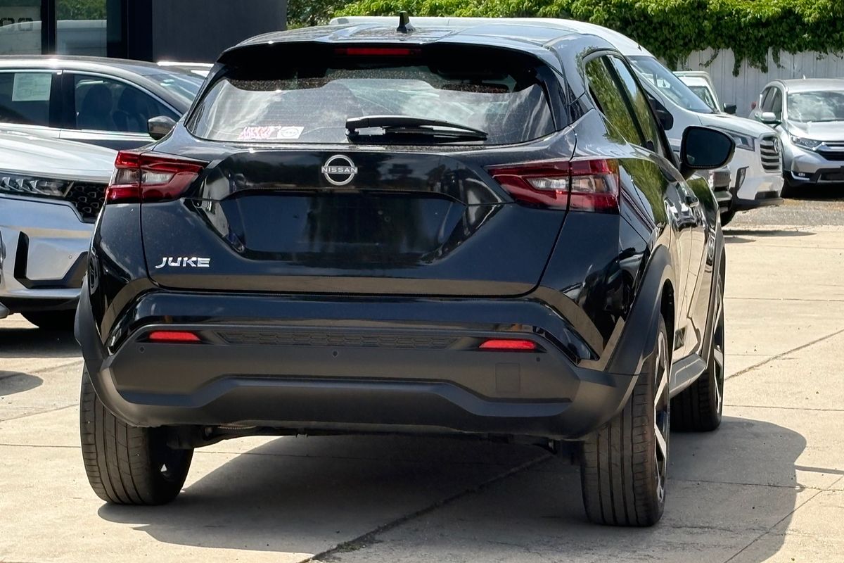 2023 Nissan JUKE ST-L F16