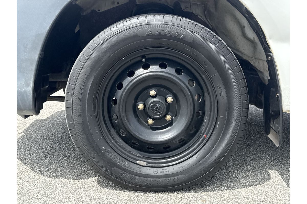 2018 Toyota Hilux Workmate TGN121R Rear Wheel Drive