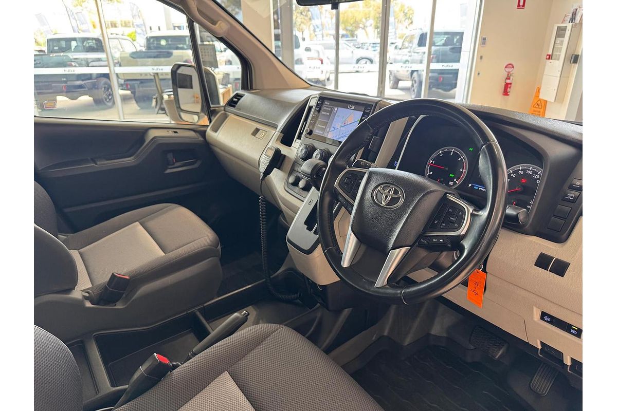 2021 Toyota Hiace Commuter GDH322R ELWB High Roof