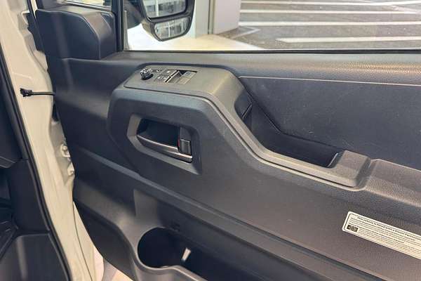2021 Toyota Hiace Commuter GDH322R ELWB High Roof