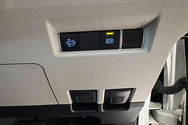 2021 Toyota Hiace Commuter GDH322R ELWB High Roof