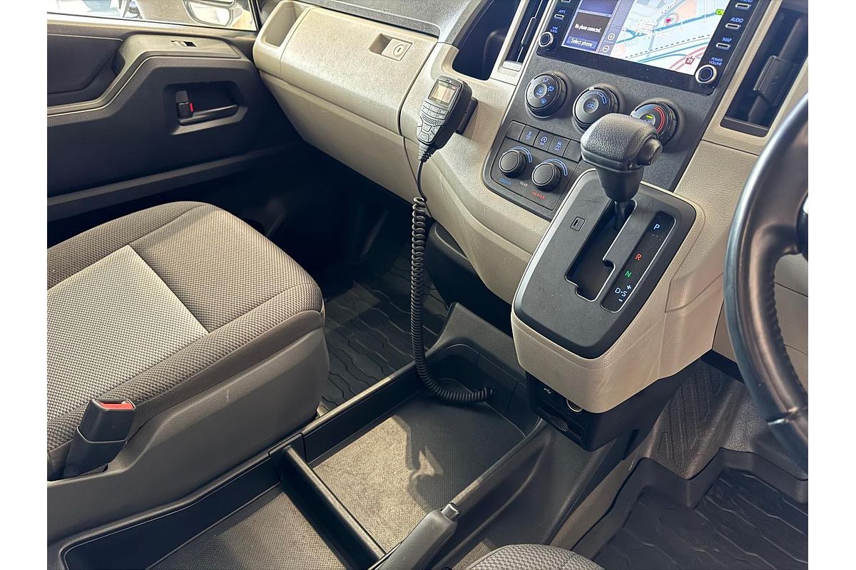 2021 Toyota Hiace Commuter GDH322R ELWB High Roof