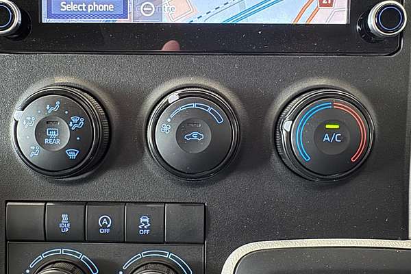 2021 Toyota Hiace Commuter GDH322R ELWB High Roof