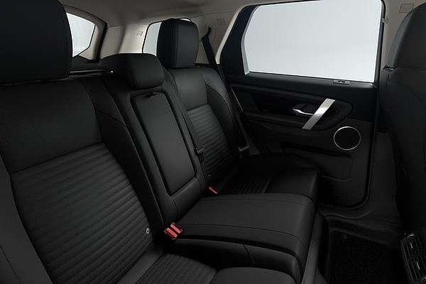 2025 Land Rover Discovery Sport P200 S L550