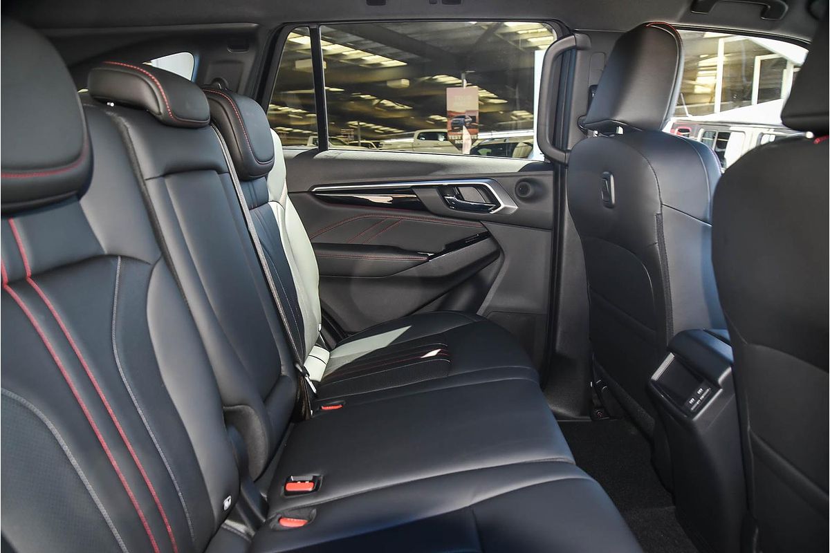 2025 Isuzu MU-X X-TERRAIN