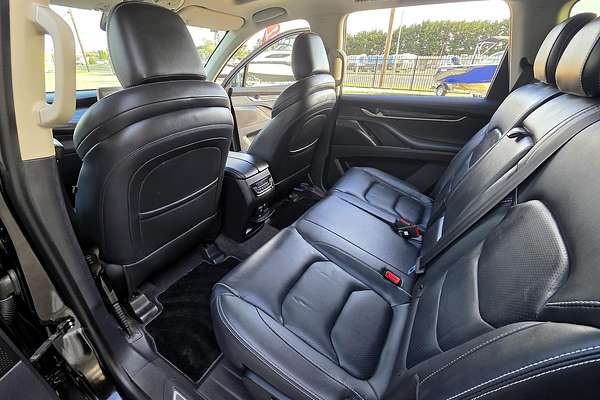 2022 LDV D90 Executive SV9A