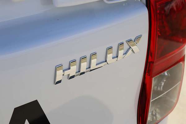 2016 Toyota Hilux SR GUN126R 4X4