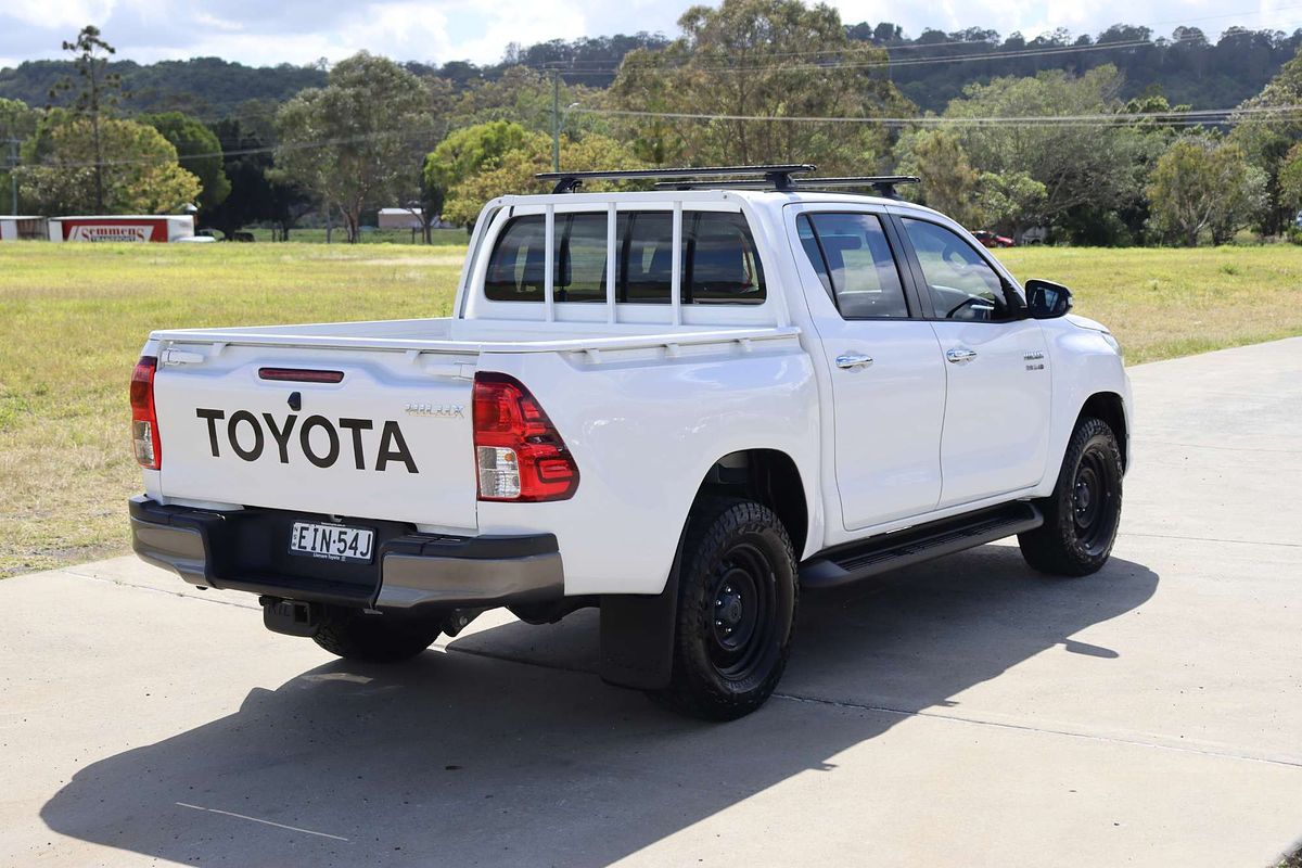 2016 Toyota Hilux SR GUN126R 4X4