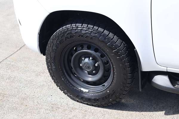 2016 Toyota Hilux SR GUN126R 4X4