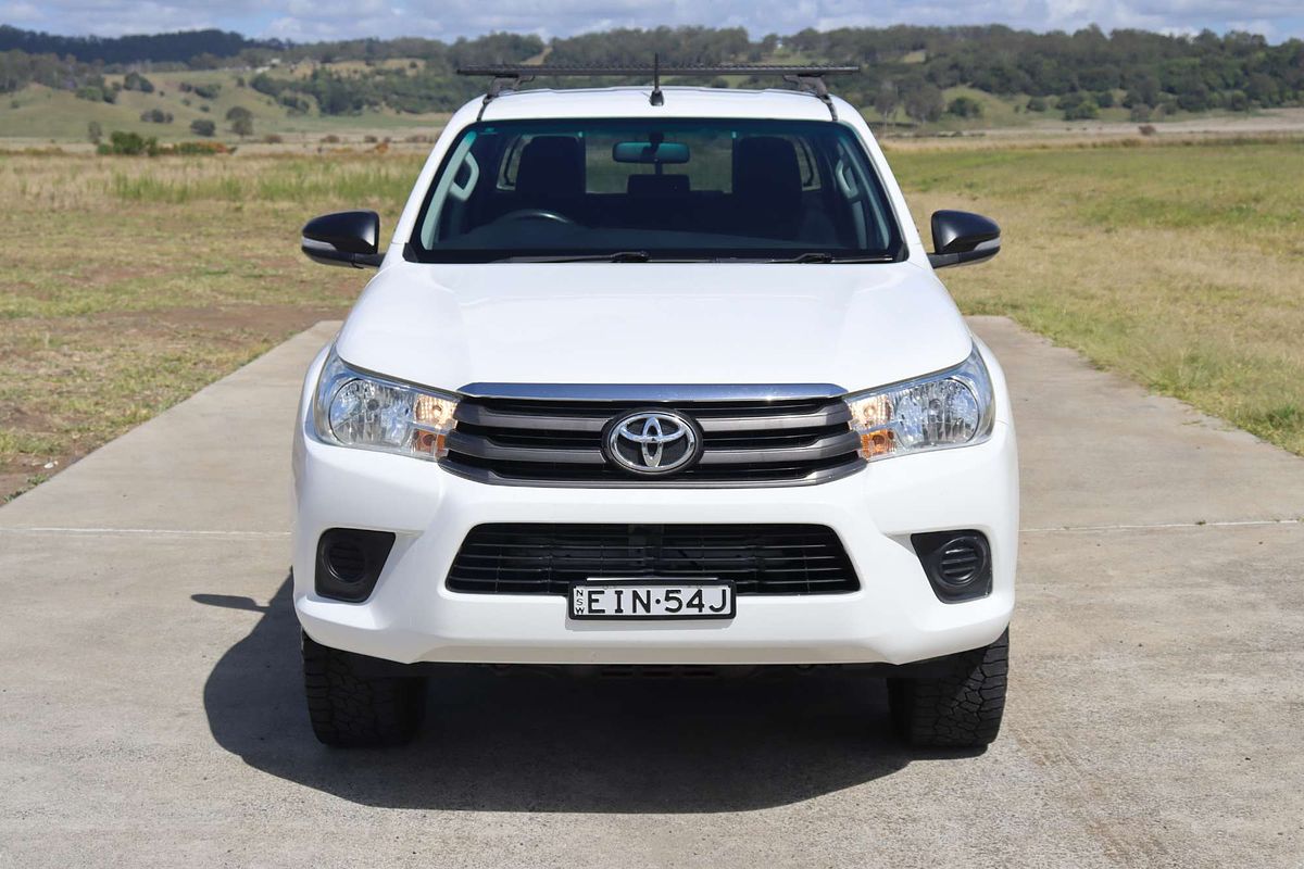 2016 Toyota Hilux SR GUN126R 4X4