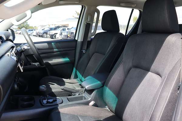 2016 Toyota Hilux SR GUN126R 4X4