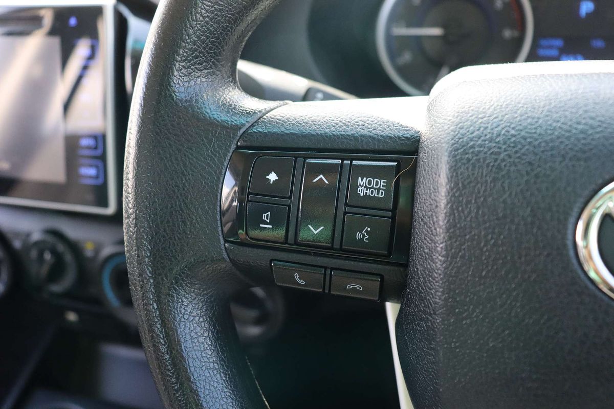 2016 Toyota Hilux SR GUN126R 4X4