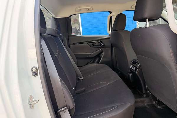 2020 Isuzu D-MAX SX High Ride Rear Wheel Drive