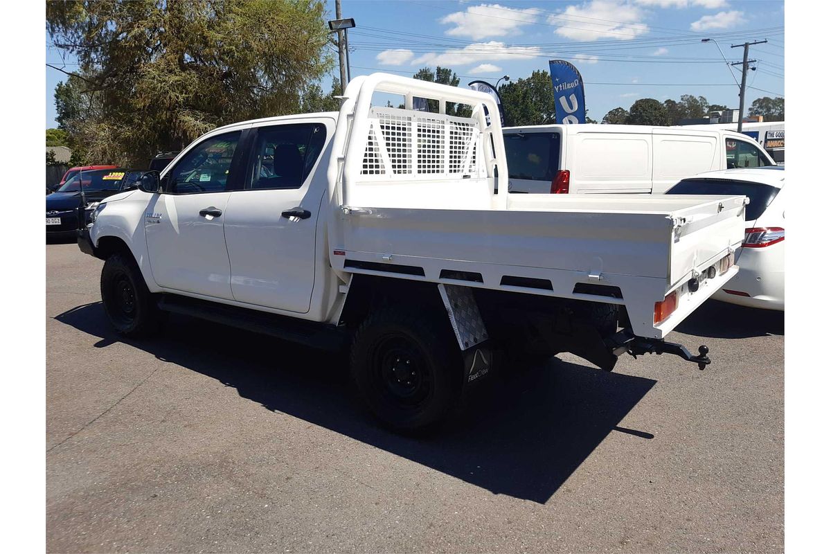 2021 Toyota Hilux SR (4x4) GUN126R FACELIFT 4X4