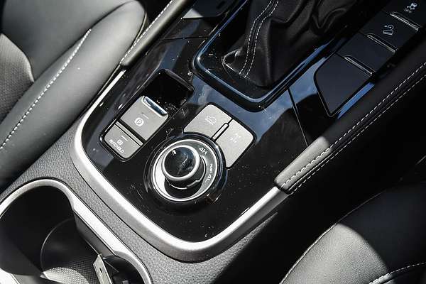 2025 Isuzu MU-X LS-T