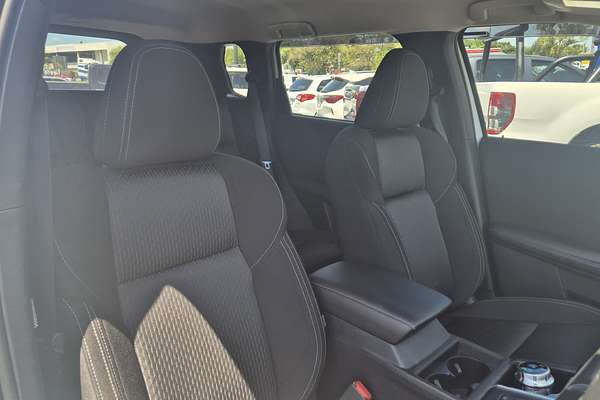 2024 Mitsubishi Outlander ES ZM