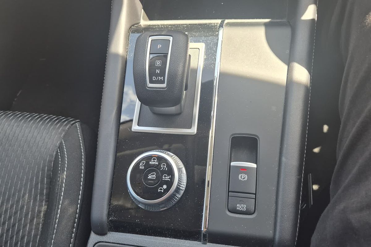 2024 Mitsubishi Outlander ES ZM