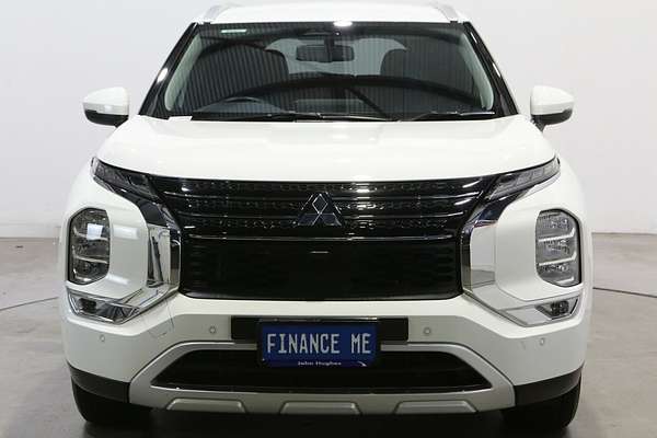 2024 Mitsubishi Outlander LS ZM