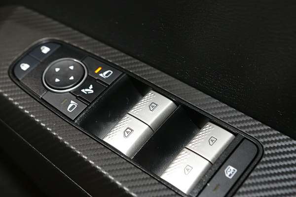 2024 Mitsubishi Outlander LS ZM
