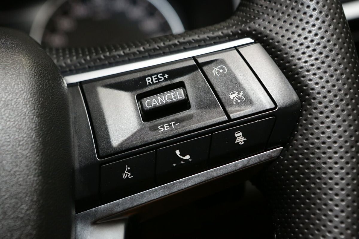 2024 Mitsubishi Outlander LS ZM